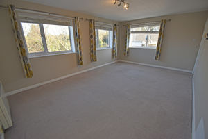 Lounge/Diner - click for photo gallery